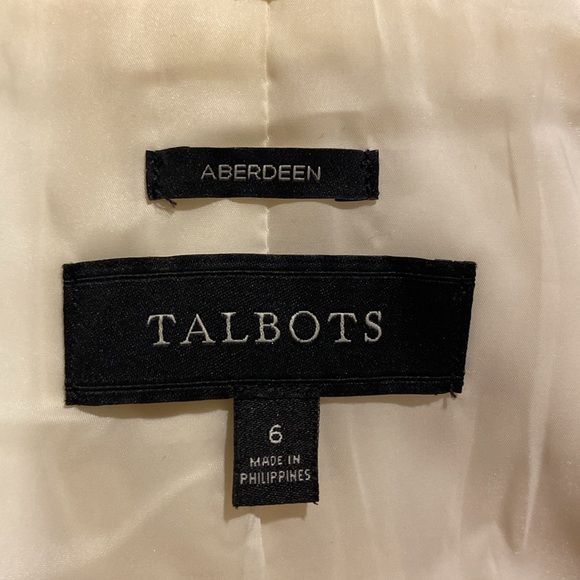 Talbots cream jacket with removal faux fur collar - Picture 4 of 7